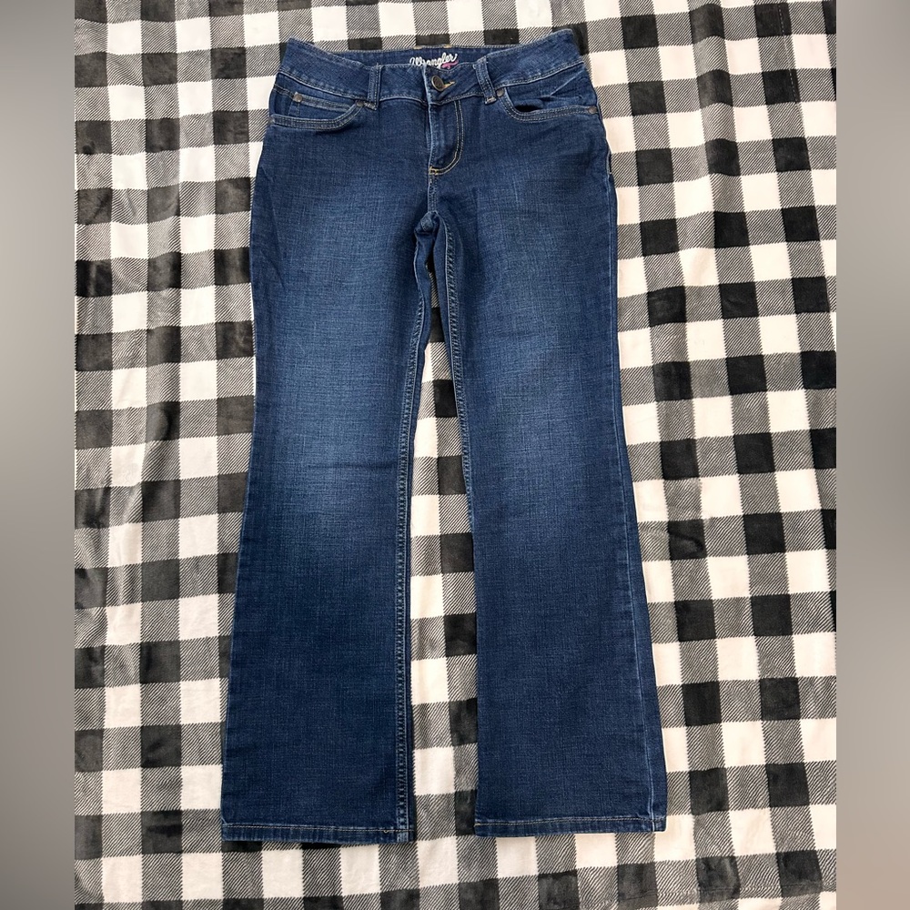 Women’s Wrangler Retro Stretch Denim Mid Rise Mae Bootcut Jeans